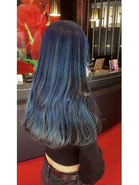 アース 鈴鹿店(HAIR&MAKE EARTH) ブルーデザインカラー