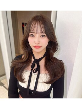 クム(kumu) 【kumu】 ロングレイヤー/顔周りカット/栄/名古屋