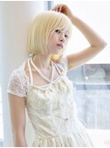 ブロンド/プラチナカラー/ブリーチ/切りっぱなし/金髪/鎌倉