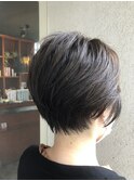 大人くびれショート/大人ショートボブ/ハイライトカラー