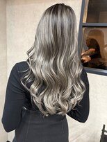 サニー 渋谷(SUNNY) バレイヤージュ、ハイライト、レイヤーカット、ケアブリーチ