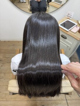 10代20代～/クセ毛・広がりに長年悩んできた方/美髪矯正