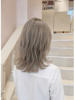 フーチー クーチー ヘッド ショップ 曽根本店(FUCHI KUCHI head shop)の写真/いつものカラーにトレンドを◎お洒落女子に最適★最旬カラー/オトナ女性人気No.1"上品なハイライト"まで。