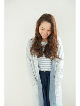 髪といろいろ ウェットなゆるウェーブで♪