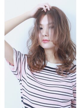 プランツヘアー 大人可愛い外国人風ベージュアッシュ☆