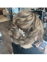 ブランコトレス 烏山店(BLANCO tres) お呼ばれへアセット