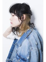 ミエル ヘア 新宿(miel hair)&nbsp;〈mielhair新宿〉イヤリングーカラー　おしゃれゆるミディ　韓国