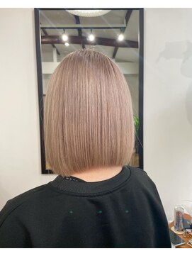 ニッカ(nicca) 大人かわいい切りっぱなしストレート＿ハイトーンミルクティー