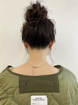 オリ 仙台(Oli) 着物ヘア/ダークアッシュ/ミディアムレイヤーカット［仙台］