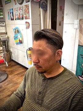 クリッパーズトウキョウ(CLIPPERS TOKYO) ダックテール、外国人風カット