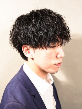 アルファ 新宿(alpha) フェザーパーマ/刈り上げセンターパート/サーフカール[新宿]