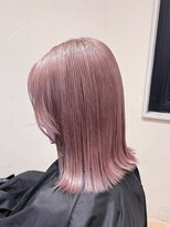 ヘアスペース リズム グリーン(Hair space Rizm green) ピンクベージュ