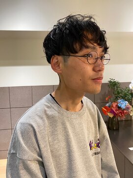 フイ(HUI) 10代20代30代メンズフェードカットパーマカジュアル