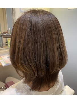 マイン ヘアアンドリラックス(mine) グレージュカラー