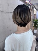 ショートボブ