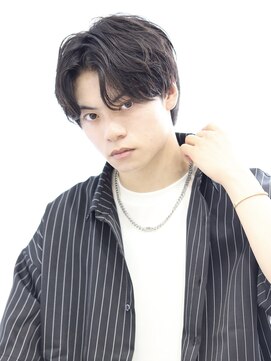 アリアツイン バイ エクラート 池袋西口店(ARiA TWiN by ECLART) 【センターパート】シャドウパーマ、ニュアンスパーマ