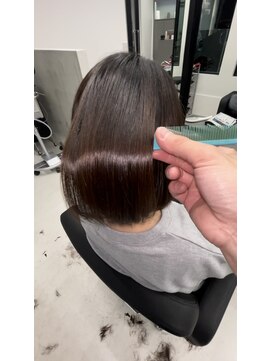 エン 久安(en.) 後ろ姿美人◎上質ストレートボブ