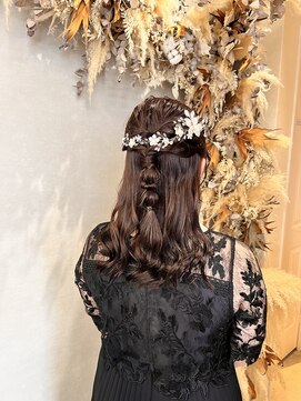 コソット(kosotto) 編みおろしハーフアップ