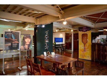 トリニティプラス アヴェダ(TRINITY+ AVEDA)の写真