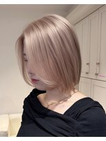 ベレーザ 渋谷(BELEZA)&nbsp;20245_ミルクティーベージュ切りっぱなしボブハイトーンカラー