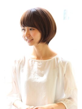 レウナ 外苑前(Reuna) 【３０代・４０代・５０代】大人の女性に人気のひし形ボブ