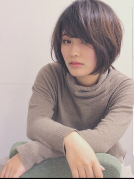 トレ(TRE) エアリー立体ショート