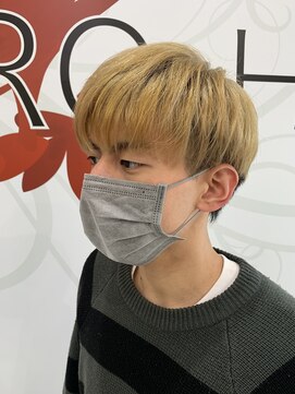 タクミフォーヘアー(TAKUMI for hair) ハイトーンベージュツーブロヘア