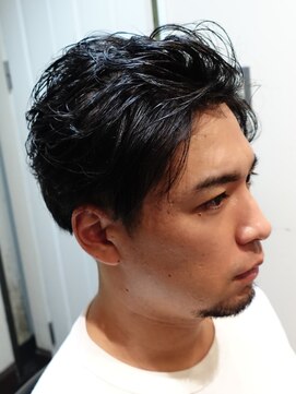 ヨリソイ センターパートパーマ