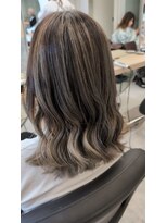 エイト ホワイト 札幌駅前店(EIGHT white)&nbsp;バレイヤージュ×ホワイトベージュ