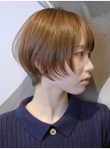 くせ毛多毛前上がりシースルーショートボブ