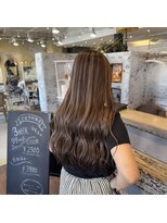 リーツチウラ(Яe 土浦)&nbsp;全頭ブリーチ状態から作るハイライト