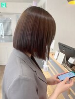 ネオリーブ クーロ(Neolive curro)&nbsp;小顔タッセルボブ×酸性ストレート[ボブ/縮毛矯正/髪質改善]