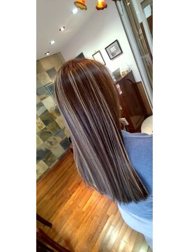 ヘアークリアー 草加 ルミナスブランドハイライト