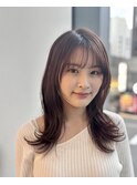 顔まわりレイヤー　くびれスタイル