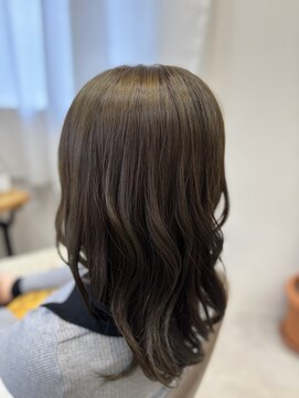キンヘアストア(KIN hair store) 透明感オリーブグレージュと髪質改善