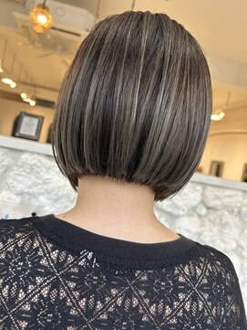 アンジュベイナハ (Ange Bay NAHA) デザインカラーbob
