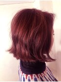 切りっぱなしボブ×ベリーピンクカラー