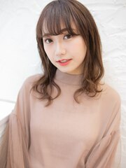 ゆるふわカールと透け感バングが大人かわいい＊