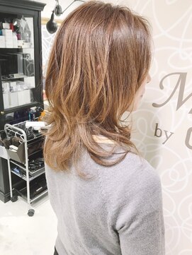 ミッシェル アフロート(michelle afloat) 20代30代40代50代ラウンドCカーブカット小顔くびれひし形