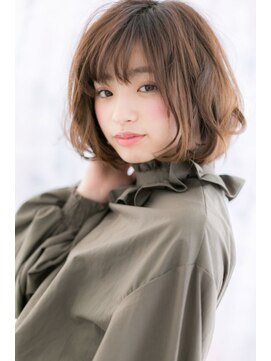 ヘアアンドビューティー ミック(Hair & Beauty miq) くせ毛風ウェービーボブで★重軽MIX b