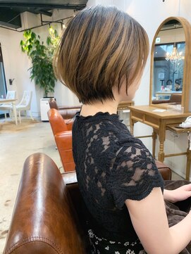 ショートオンリーサロントス(short only salon TOSS) 愛され大人ショートボブ