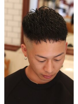 サードプレイス(Third Place) クロップスキンフェード