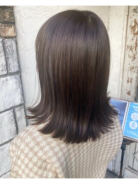 ロイジー(roijir) 【roijir 表参道】オリーブベージュ×ぱつっとボブ