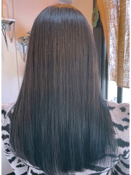 シアン(CYAN) #30代#20代#グレーブラック#髪質改善#酸熱トリートメント