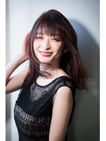 ラル(Lull)&nbsp;大人黒髪くびれレイヤーカット