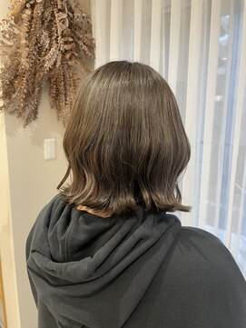 ベルバイヘアスイッチ(by hairswitch) オリーブグレージュカラー！