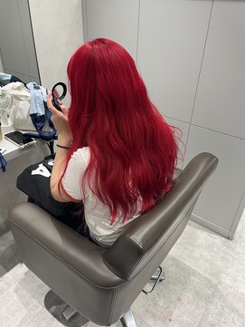 リアン バイ キートス(Lien by kiitos) レッド/ブリーチ/ぱっつん前髪