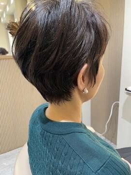 ウインナーヴィジョン 栄 久屋大通店(WINNER VISION) 大人エレガントふんわりショート