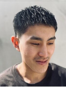 グラッシー(GLASSY) スペインカール/スパイキーショート/フェザーパーマ/アイロン☆