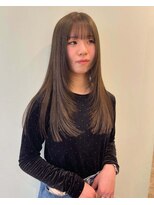 ユー(yew)&nbsp;フェイスレイヤー+オリーブカラー